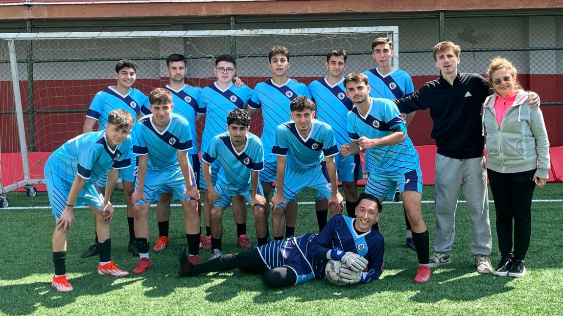 BAL FUTBOL TAKIMIMIZI KUTLARIZ.